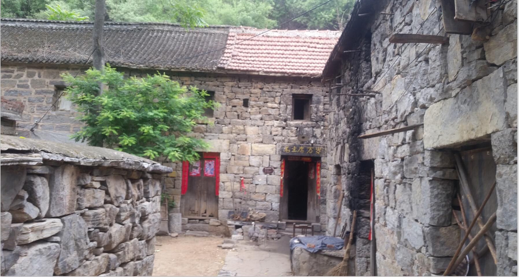 闺中待嫁的“石头村”：被揭“红盖头”，副省长看了都在赞