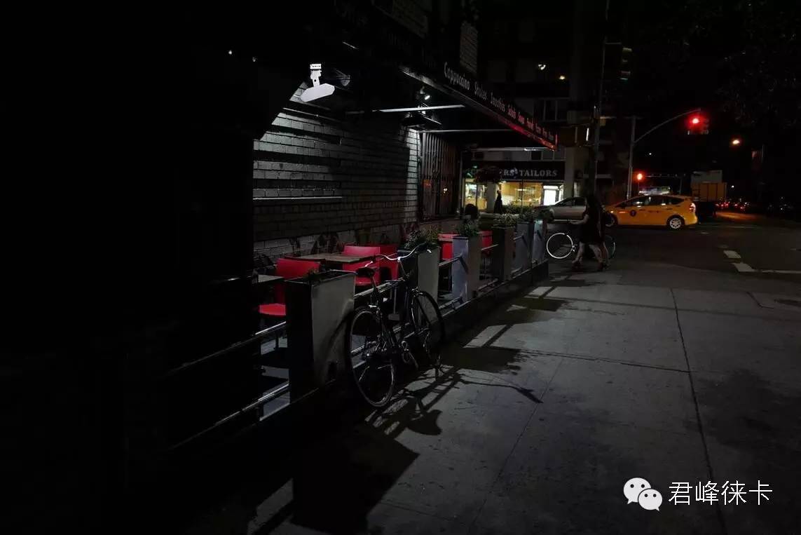 徕卡一万元街拍机,徕卡q一代为什么那么贵