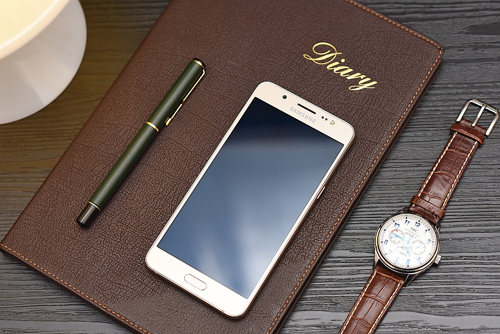 galaxyj7怎样,galaxyj72016扩容