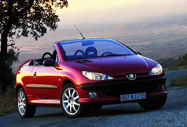 七分享受，三分装B！论证买敞篷车的必要性