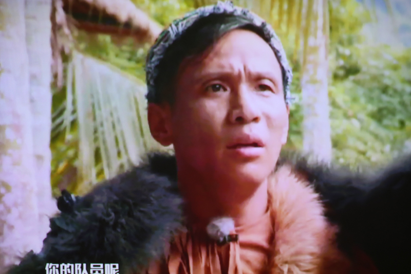 极米z4爵色支持激光翻页笔吗,极米z4爵色和极米z4air