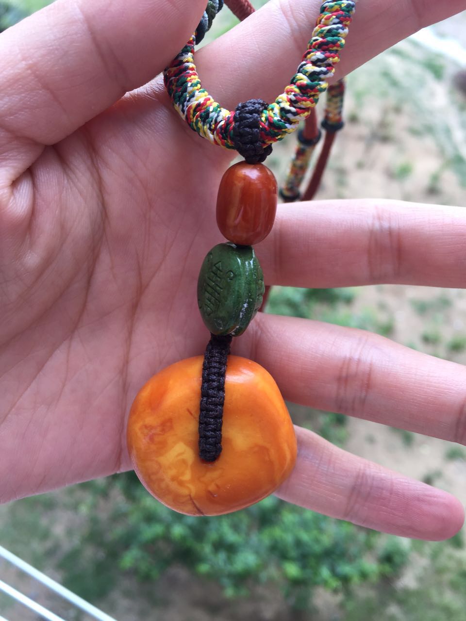 天然蜜蜡药用价值,蜜蜡有药用价值