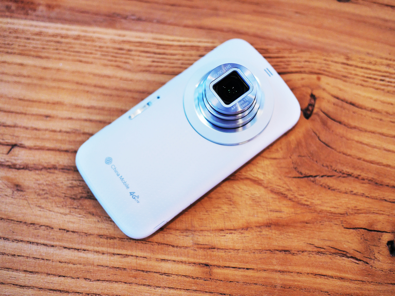 十倍光学变焦公认最好拍照手机,可变焦拍照神器