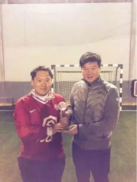 板凳观察！精神糖专访-足球就像糖果