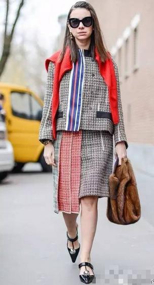 平底鞋还是带点跟的好,平底鞋好看还是粗跟好看