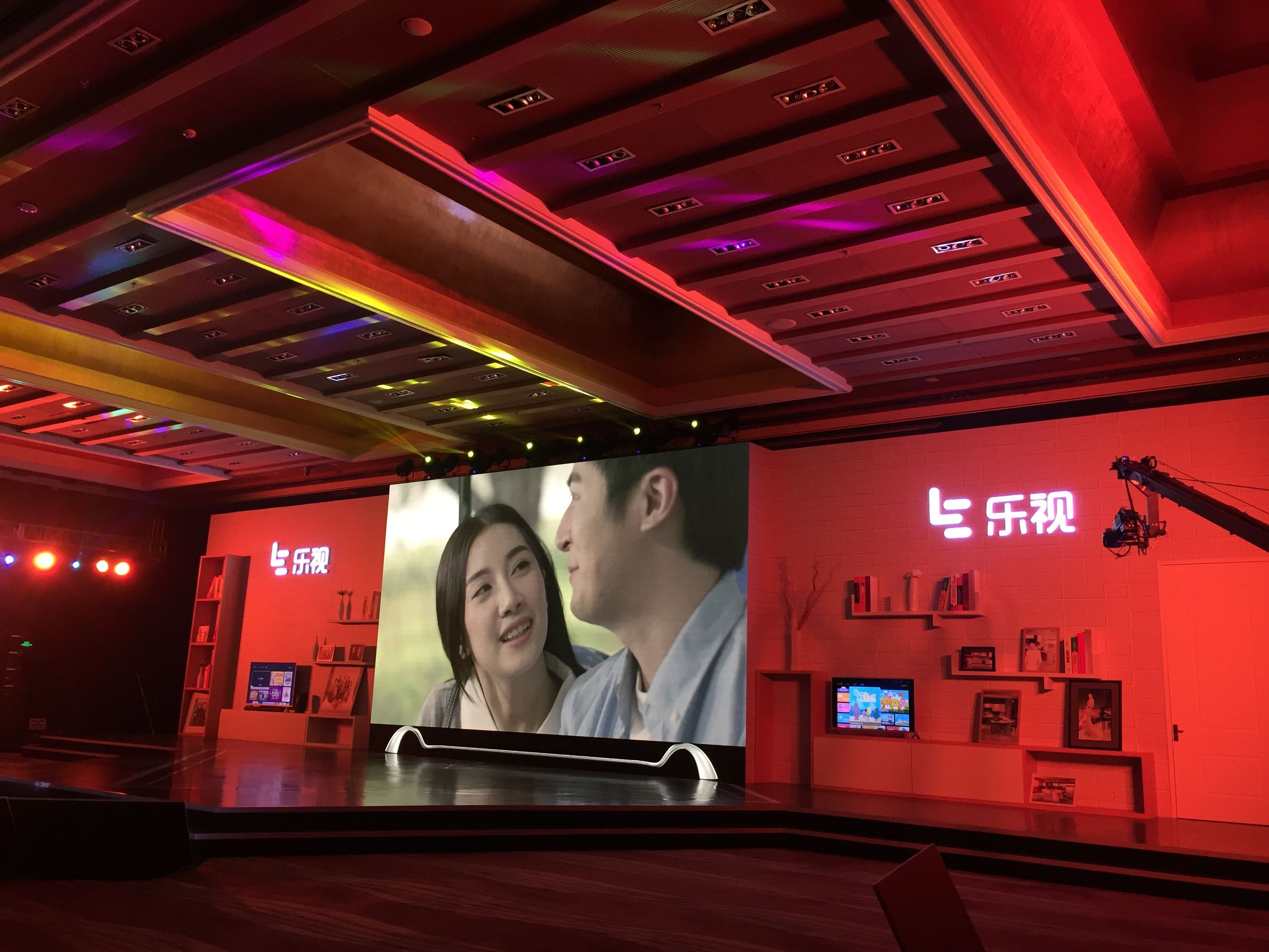 乐视与欧派，谁是让他们抱团的大腿？