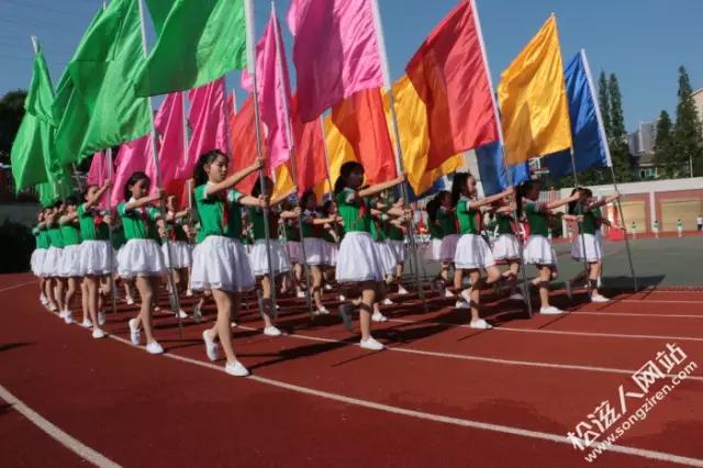 人教杯校园足球赛我们来了,全国校园足球总决赛小学