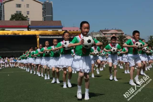 人教杯校园足球赛我们来了,全国校园足球总决赛小学