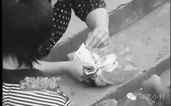 为了所谓的两百块钱拼得要死要活,骗了别人100块有什么后果