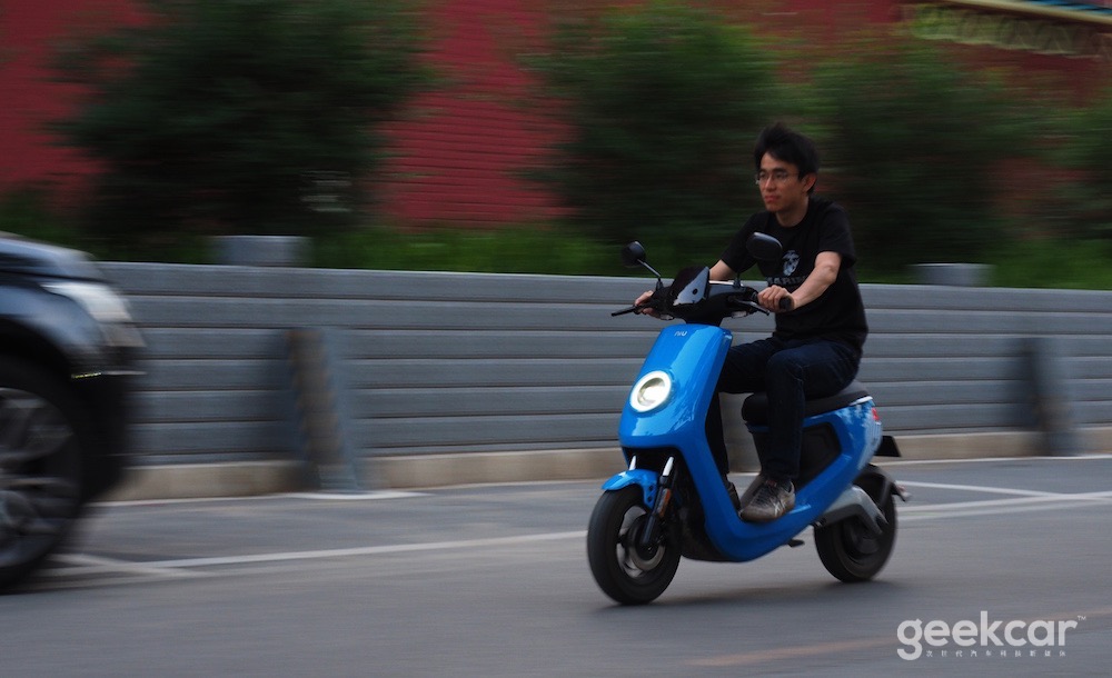 小牛m1骑了1万公里还值多少钱,小牛m1骑了1万公里能买吗