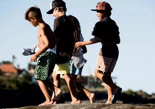 超显瘦童装,肥胖童装穿什么最好看