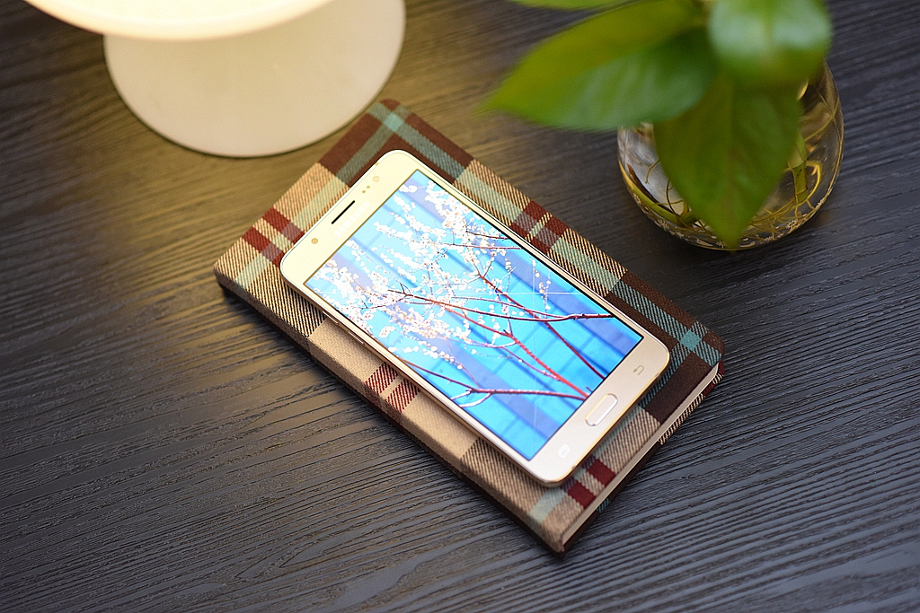 galaxyj7怎样,galaxyj72016扩容