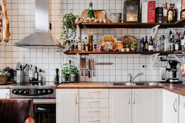 厨房水槽漏水怎么准确找到漏水点,厨房水槽缝隙漏水的解决方法