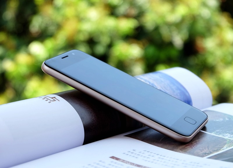 圆润*轻薄爱不释手---体验最美老人机21克M3手机