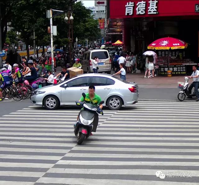 福州闯红灯多久能查出来,福州市十字路口红绿灯抓拍