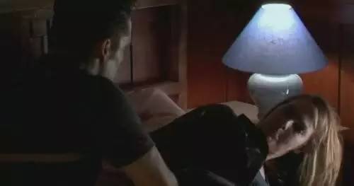 夭寿啊,章鱼上岸进化触手怪凌辱美少女啦!还好有dick警官~