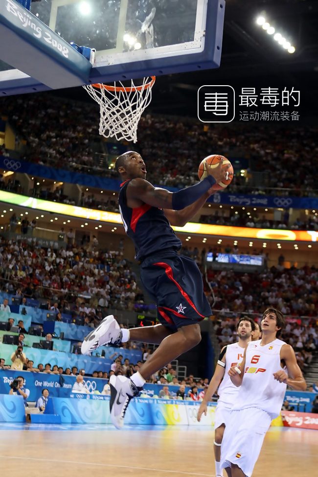 传奇落幕——科比职业生涯赛场球鞋完整回顾