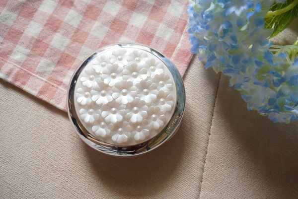 定妆蜜粉推荐公认好用第一名,控油大容量散粉测评