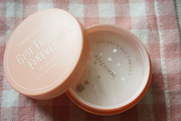 定妆蜜粉推荐公认好用第一名,控油大容量散粉测评