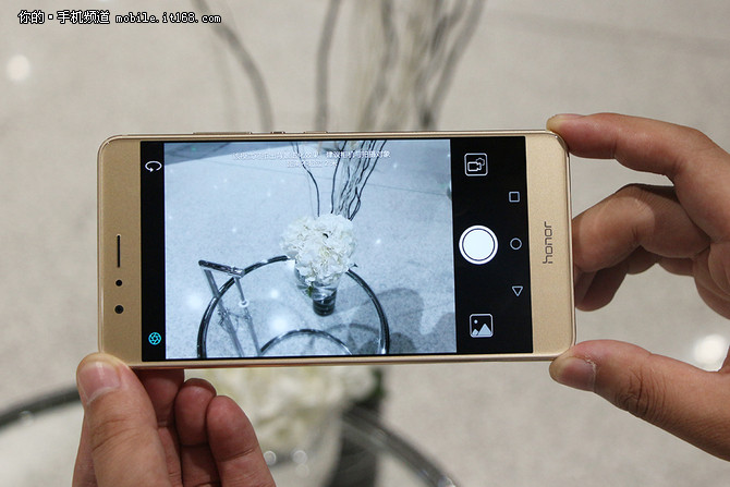 旗舰手机性能评测,荣耀v8全面测评