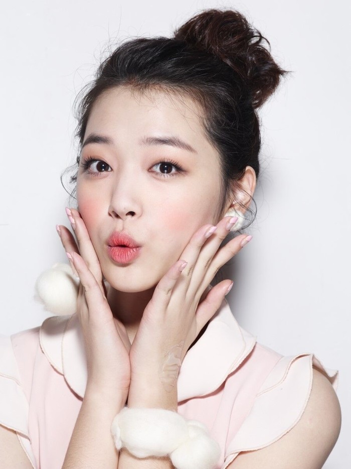 连王思聪都说她“被下降头了”,曾经的女神变智障?