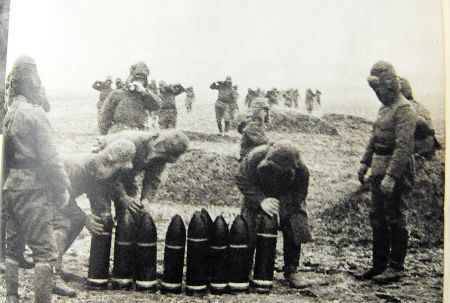 刘湘建“化学军”秘闻,他们生产的毒气弹比狗屎都臭,假得丢人