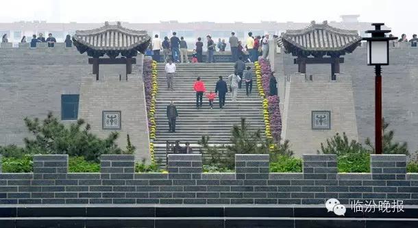 头条|我叫临汾,这是我的最新简历,请多关照!