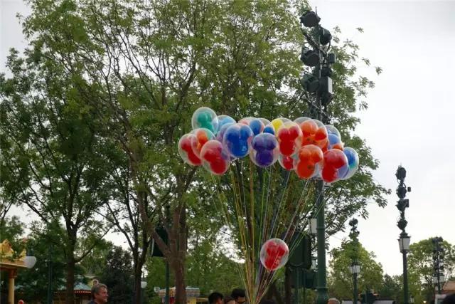 上海迪士尼官方导览第一天,我们收获了如下游园技巧