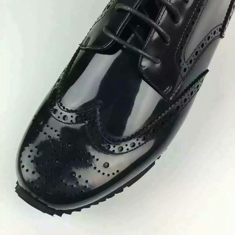 50大奢侈品的标志图prada (以前prada是顶级奢侈品吗)