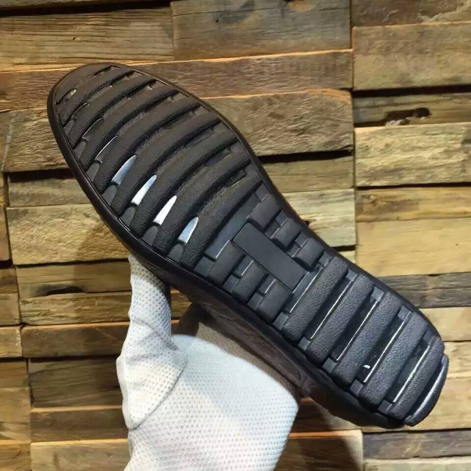 50大奢侈品的标志图prada (以前prada是顶级奢侈品吗)