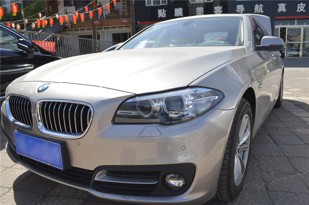 宝马nbt中控屏幕有哪两款,宝马nbt主机中控旋钮