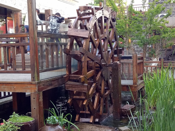 oppor9低端处理器,oppor9低配版叫什么