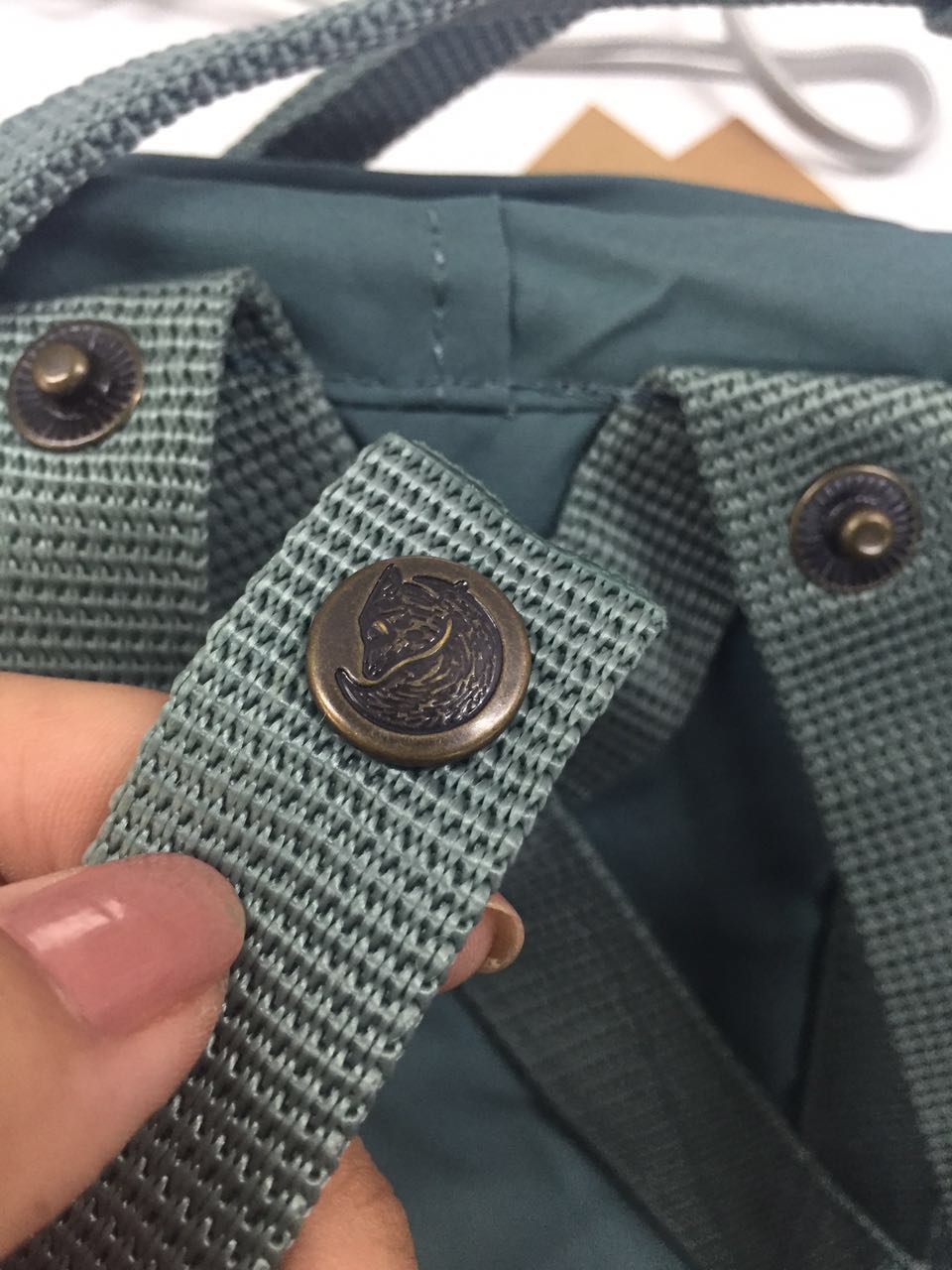 这款包包已经“烂大街”了，可我还是喜欢！