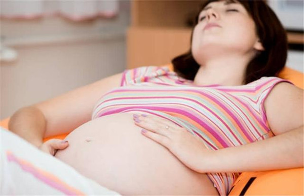 准妈妈应警惕孕期七种痛,准妈妈要注意孕期常见疾病发病率
