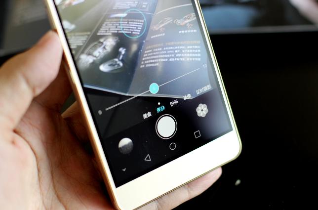 斩获1000元-1500元销冠荣耀畅玩5X评测