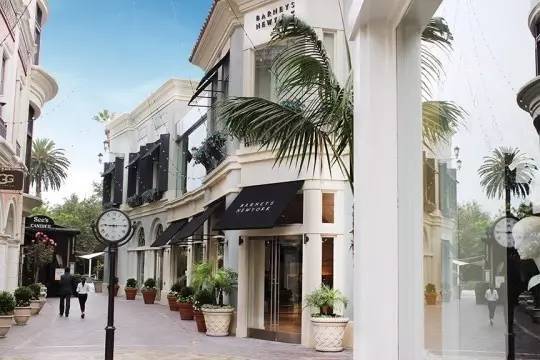 警惕：特色小镇建设应因地制宜量力而行，避免一哄而上造成烂尾工程