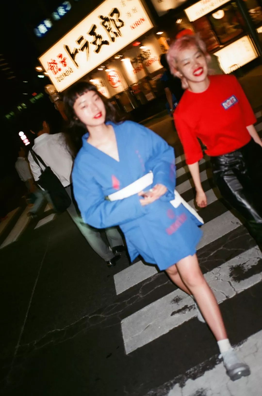 来，考考你｜知道李宇春膝盖上绑着的东西叫什么吗？