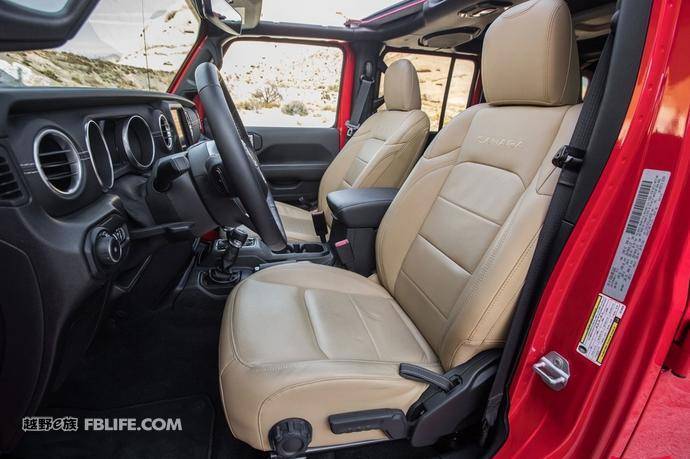 最新款牧马人撒哈拉真实驾驶感受,吉普牧马人撒哈拉2022款试驾