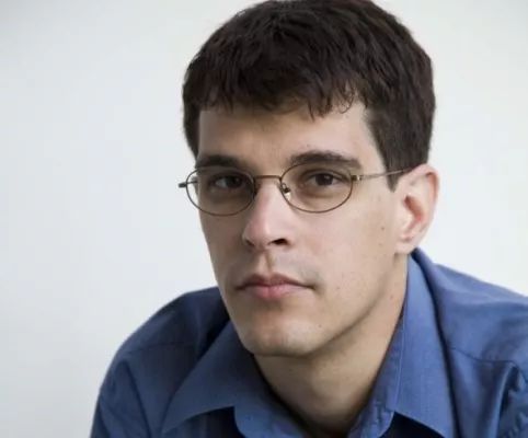 使女的故事讽刺了什么,使女的故事反乌托邦