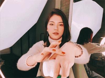 黄晓明送化妆品,黄晓明送给自己的礼物