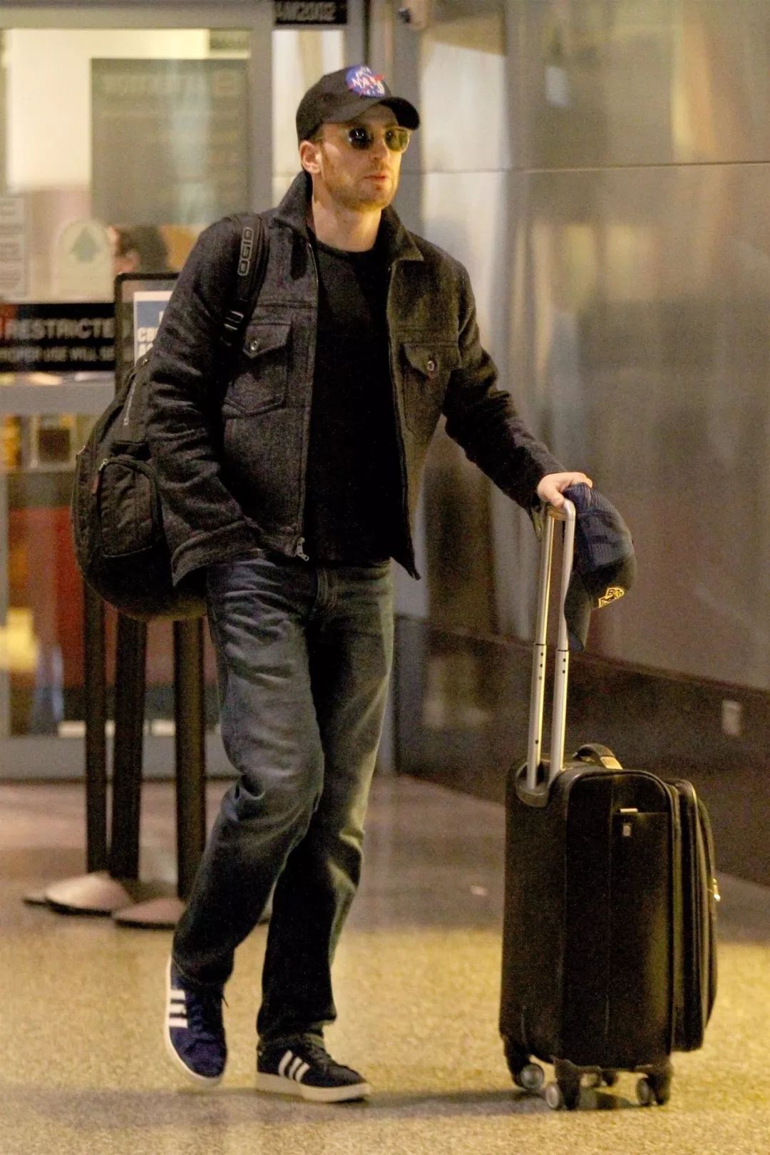 明星上脚白球鞋,明星上脚的鞋合集