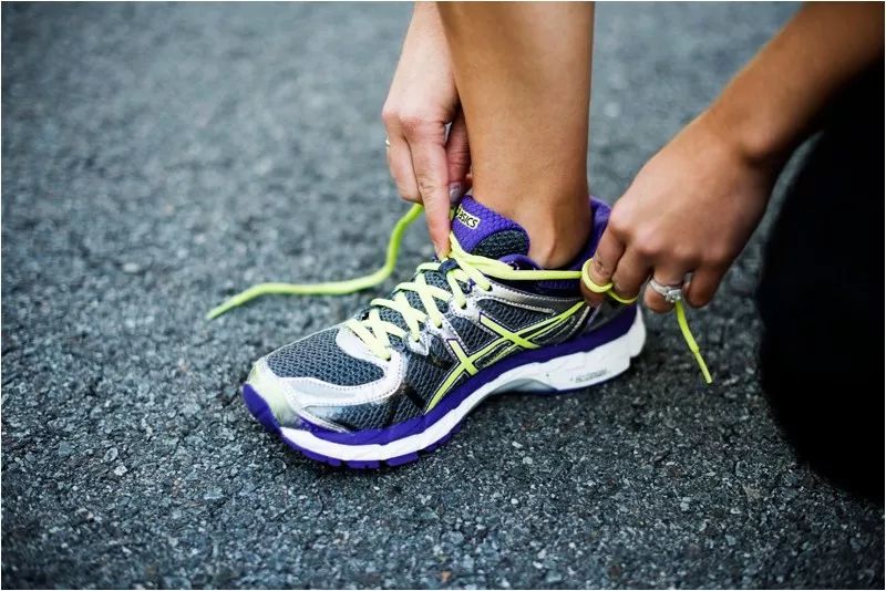 asics的鞋特点,asics鞋底材质