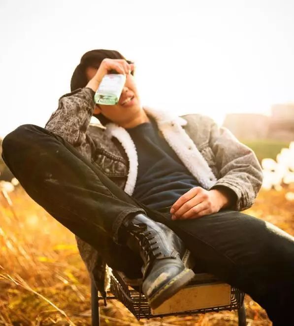 一穿就是35年的t恤,一穿就是30年的军服