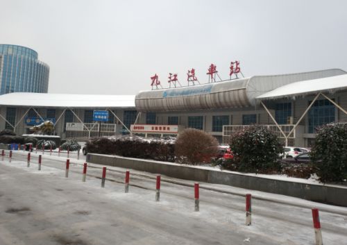 九江：火车、汽车都已陆续恢复班线/寒冷雪天居然有人弃婴！