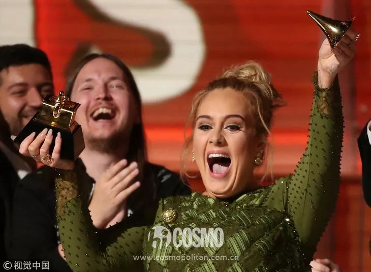 ladygaga和蕾哈娜谁更火,rihanna蕾哈娜和ladygaga