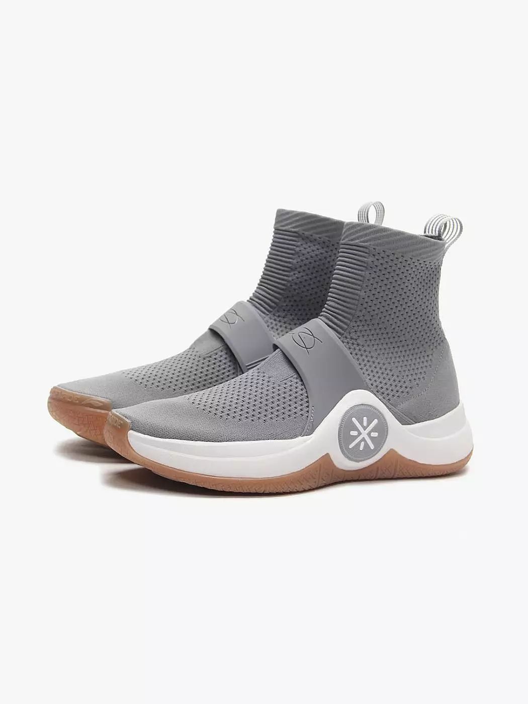 明星上脚白球鞋,明星上脚的鞋合集