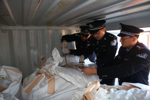 海关缉私局最新案例,海关缉私警察十大典型案例