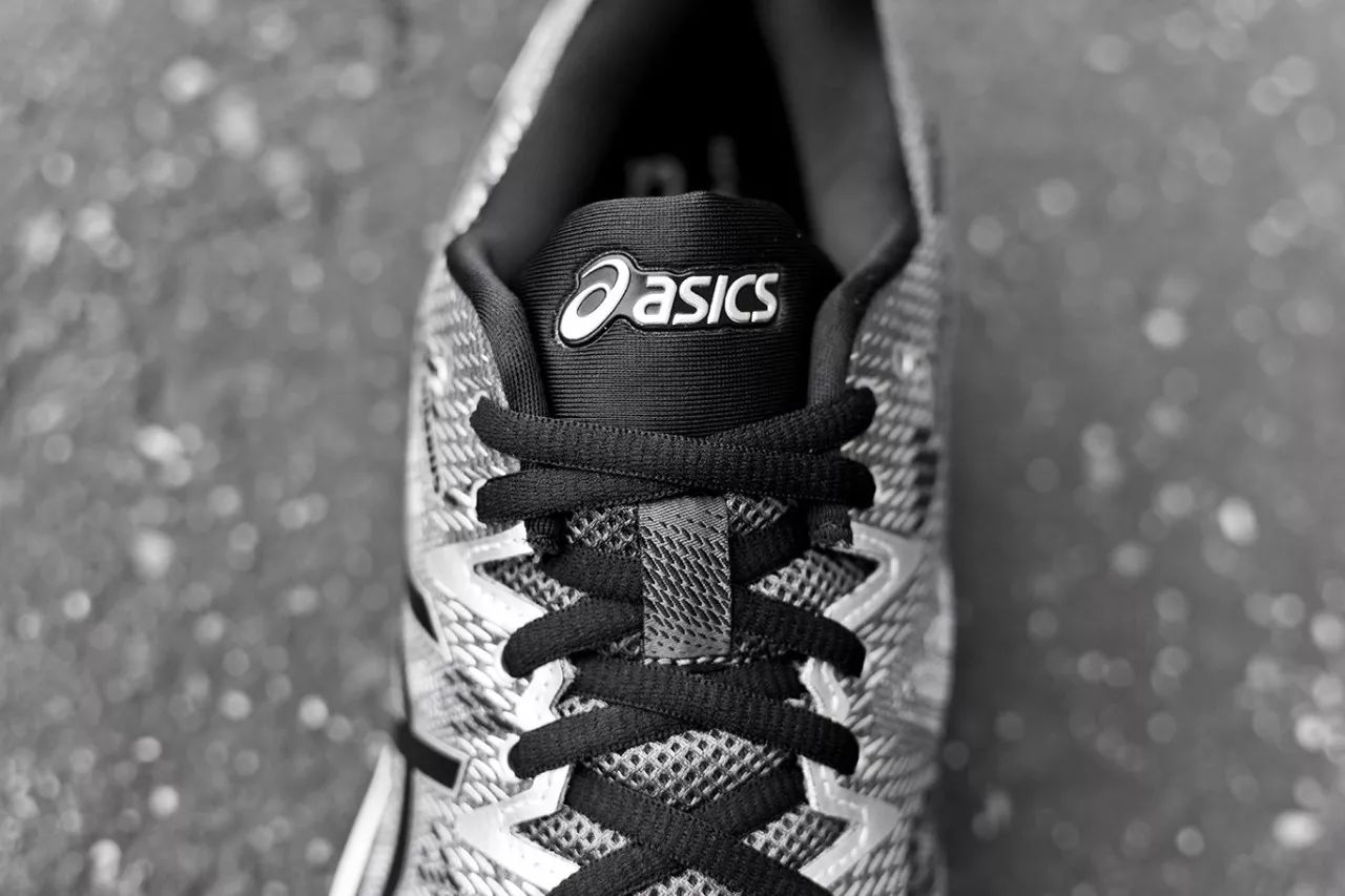 asics的鞋特点,asics鞋底材质