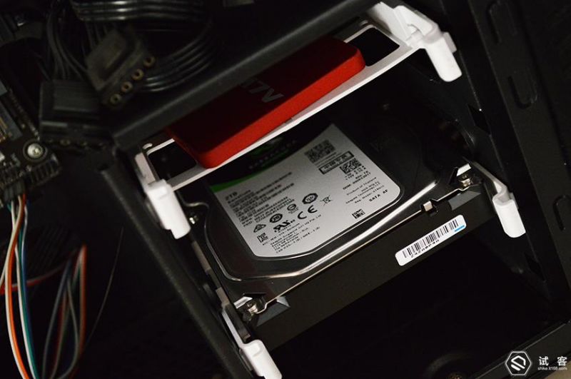 希捷酷鱼2.5寸机械硬盘怎么样,希捷酷鱼st2000dm008怎么样