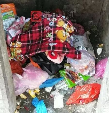 九江：火车、汽车都已陆续恢复班线/寒冷雪天居然有人弃婴！